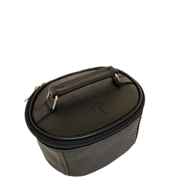 Neceser - Leather Cosmetic and Toiletry Case