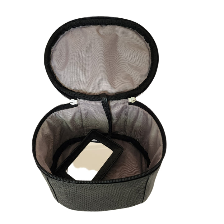 Neceser - Leather Cosmetic and Toiletry Case